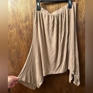 Flowy mauve tube top